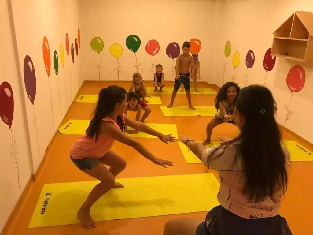 اتاق بازی هتل اینفینیتی بای یلکن.jpg